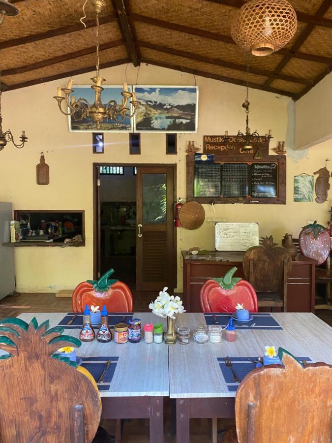 Mustika Ocean Lodge Gili Air Zewnętrze zdjęcie